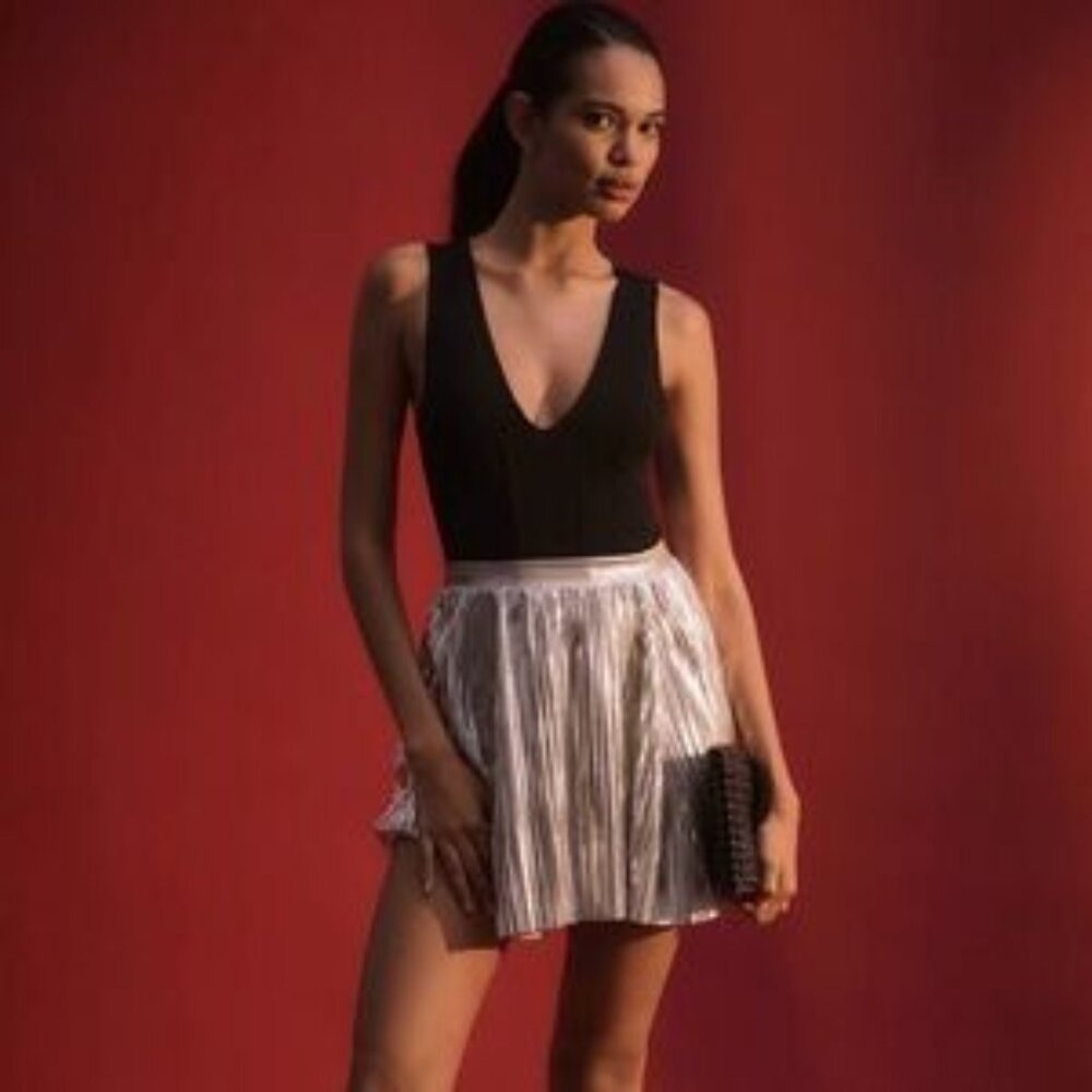 ANTHROPOLOGIE- Pilcro Plunge Black Bodysuit Size M-NWT